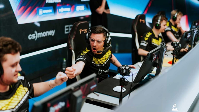 Image of Apex and ZywOo fist bumping at BLAST Premier