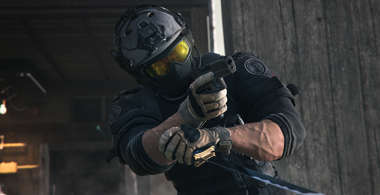 warzone-2-operator.jpg