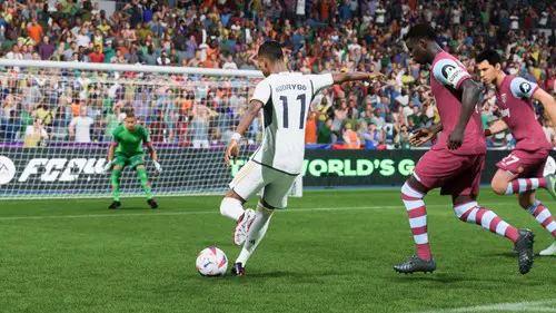 Image of Rodrygo shooting in EA FC 24