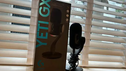 Logitech G Yeti GX Microphone out of the box