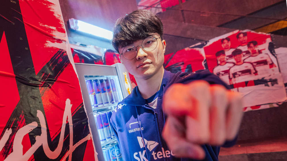 faker-out-with-injury.jpg