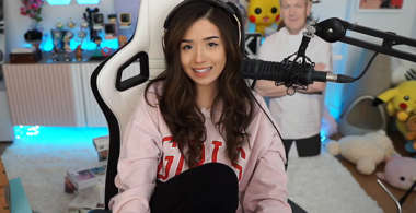 pokimane-twitch-contract.jpg