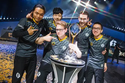 Evil Geniuses win LCS