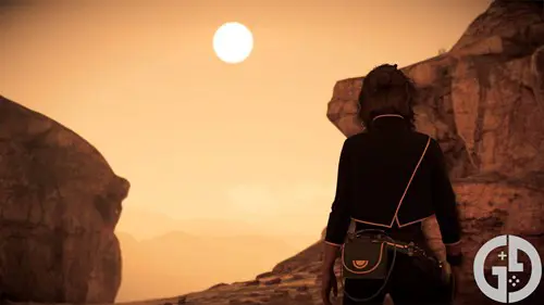 Image of Kay in front of the sun on Tatooine in Star Wars Outlaws