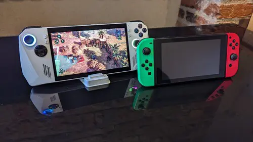 ASUS ROG Ally next to Nintendo Switch