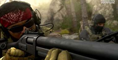 mw2-operator-holding-shotgun.jpg