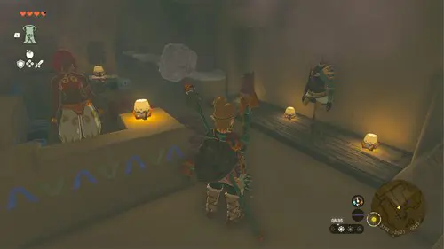 Visiting the Secret Shop in Gerudo Town to buy heat resistance armour in Zelda Tears of the Kingdom