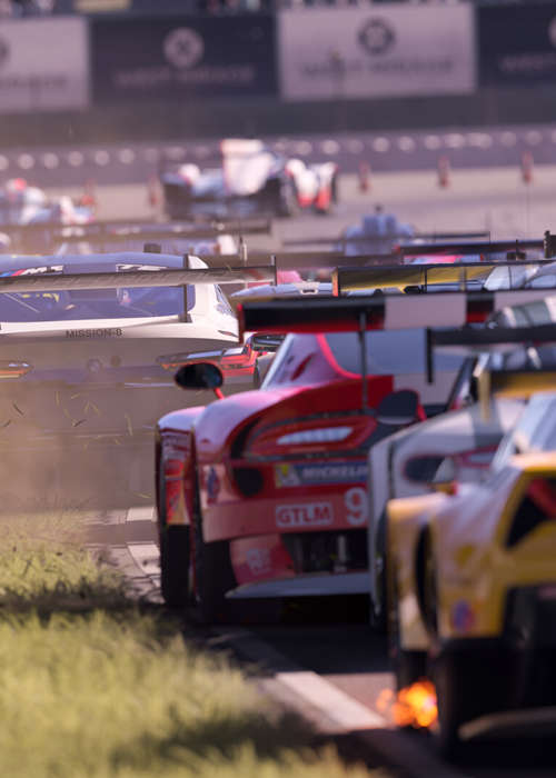 Does Forza Motorsport have split-screen co-op?