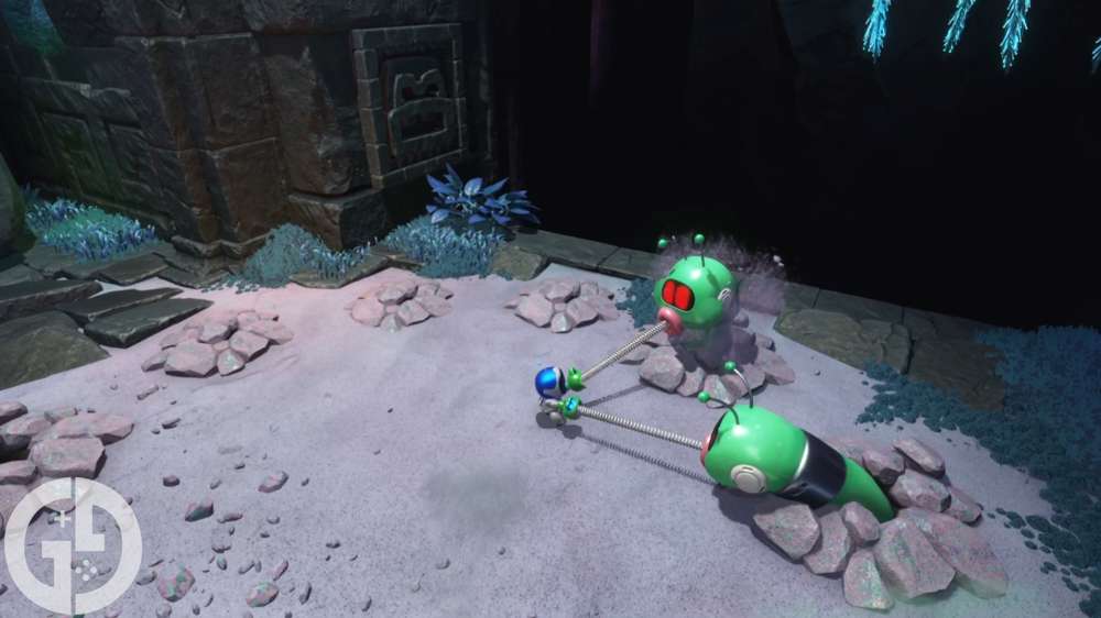 Astro Bot: How to take out two Wormys at the same time