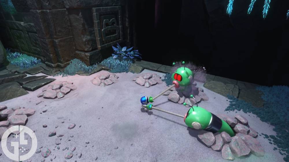 Astro Bot: How to take out two Wormys at the same time