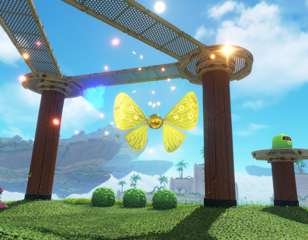 Astro Bot Golden Butterfly