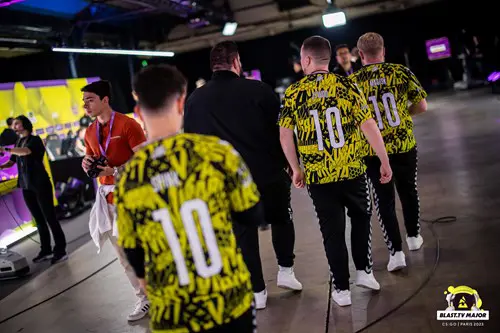 Team Vitality between games at the Paris major